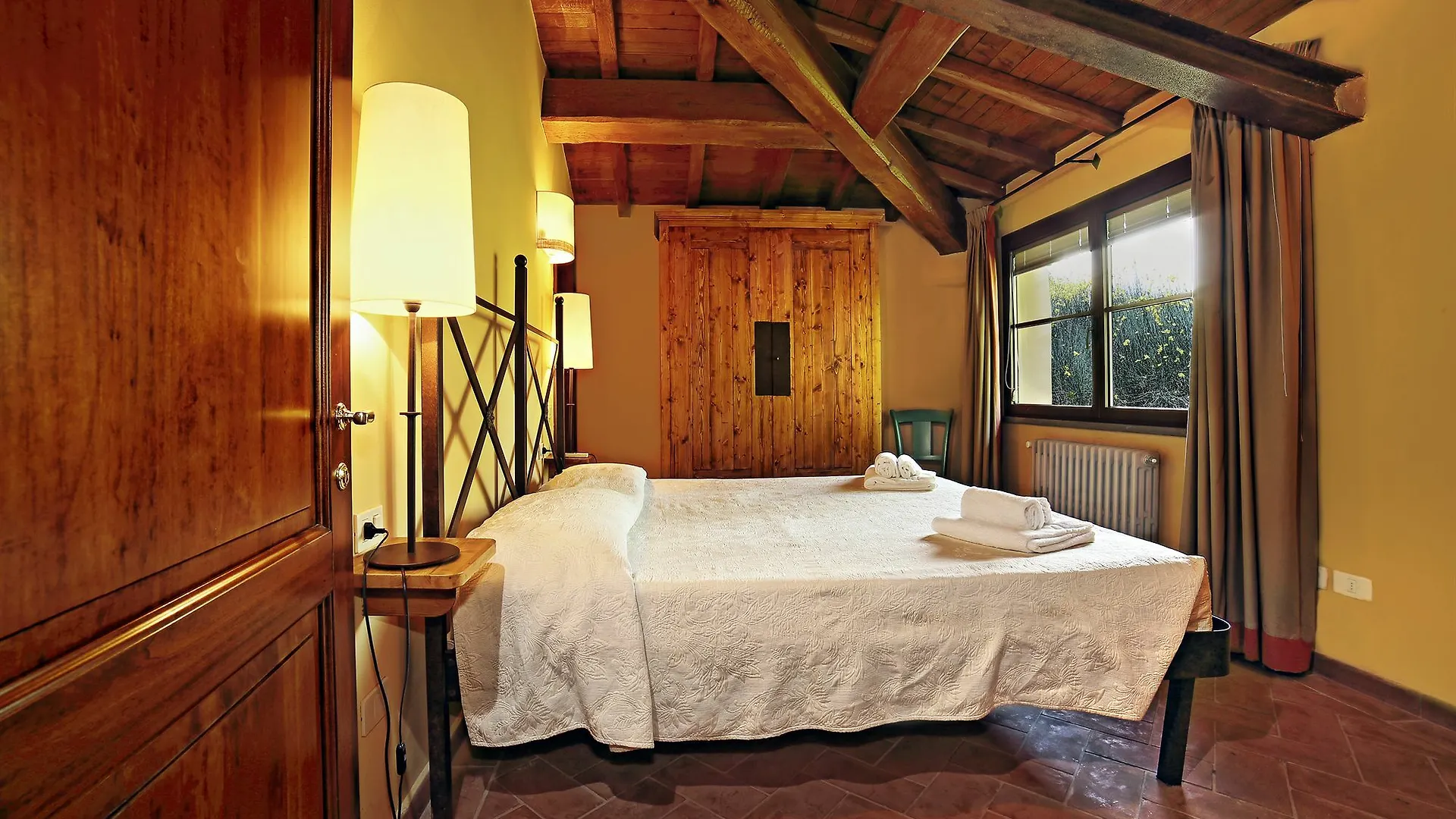 I Laghi Villa Montaione 2*,  Italy