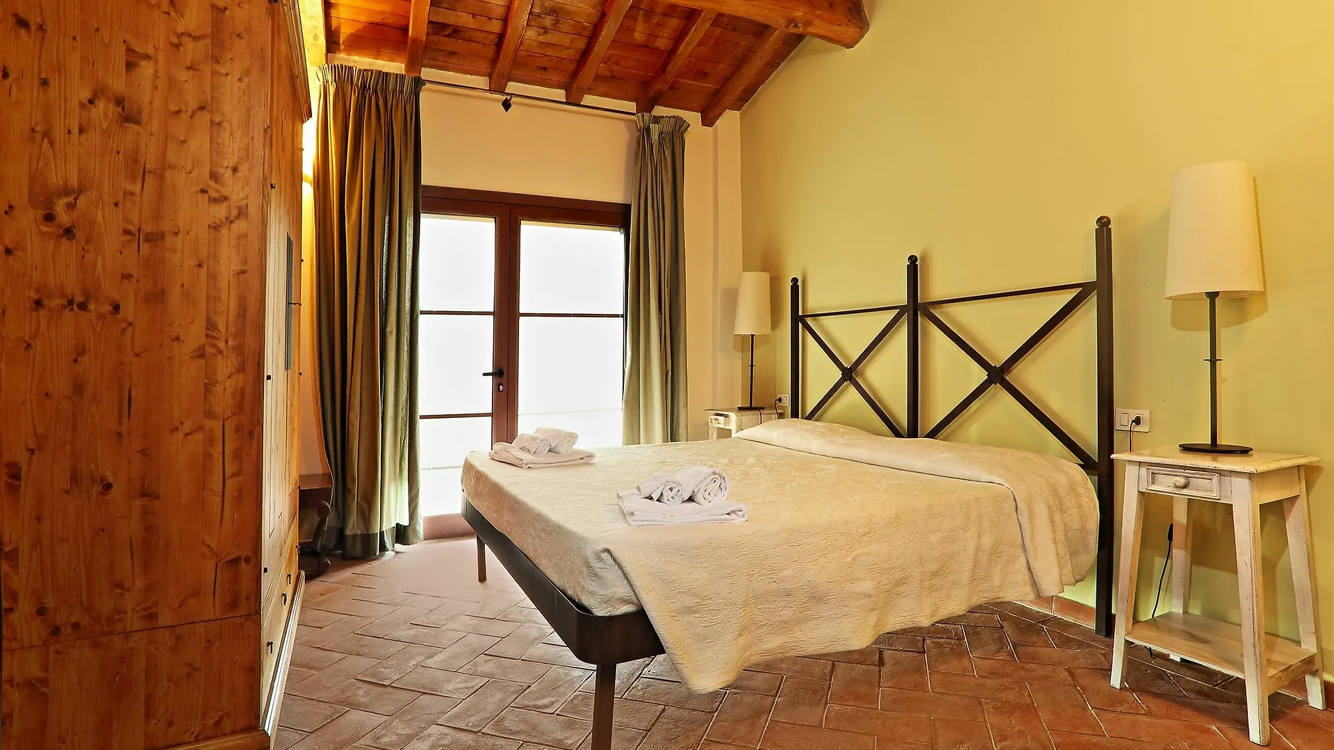 I Laghi Villa Montaione 2*,